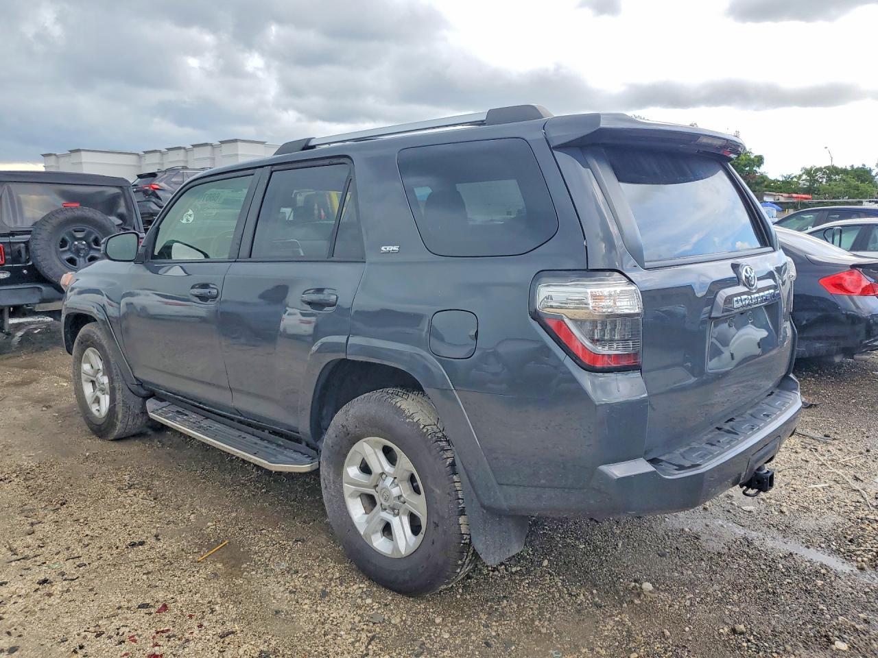 2024 Toyota 4Runner Sr5 - Image 2