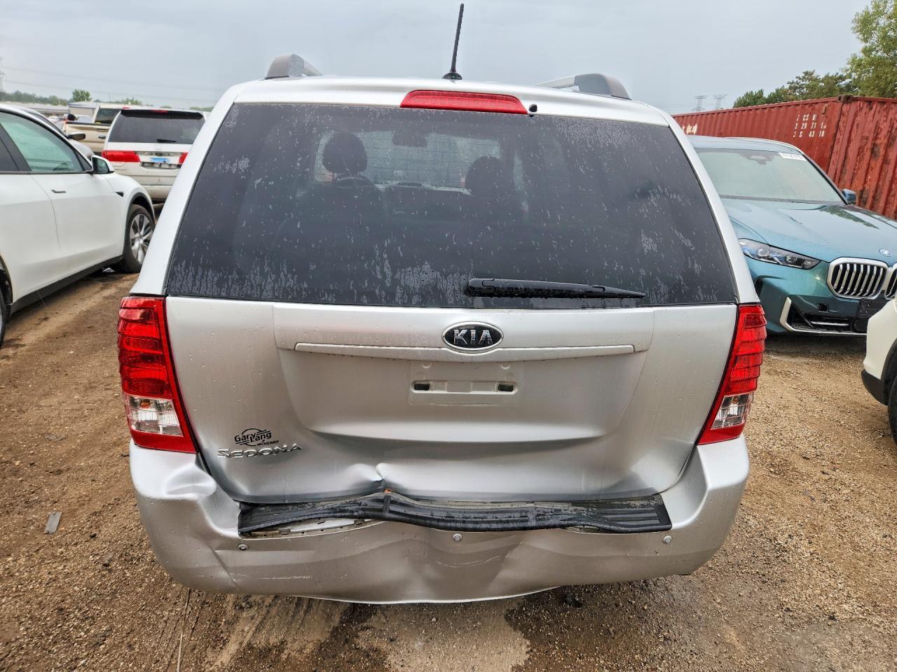 2012 Kia Sedona Lx - Фото 6