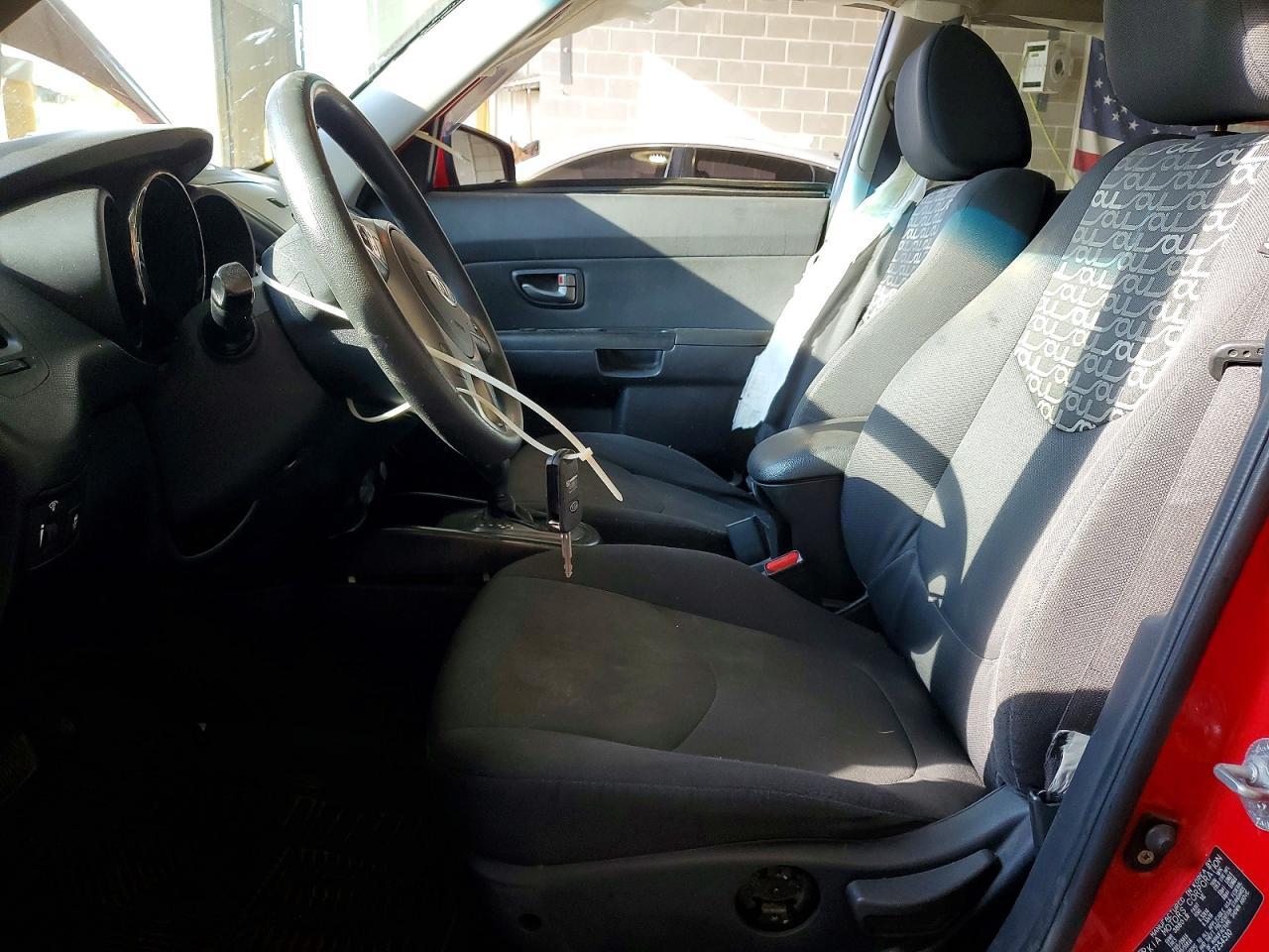 2011 Kia Soul + - Image 7