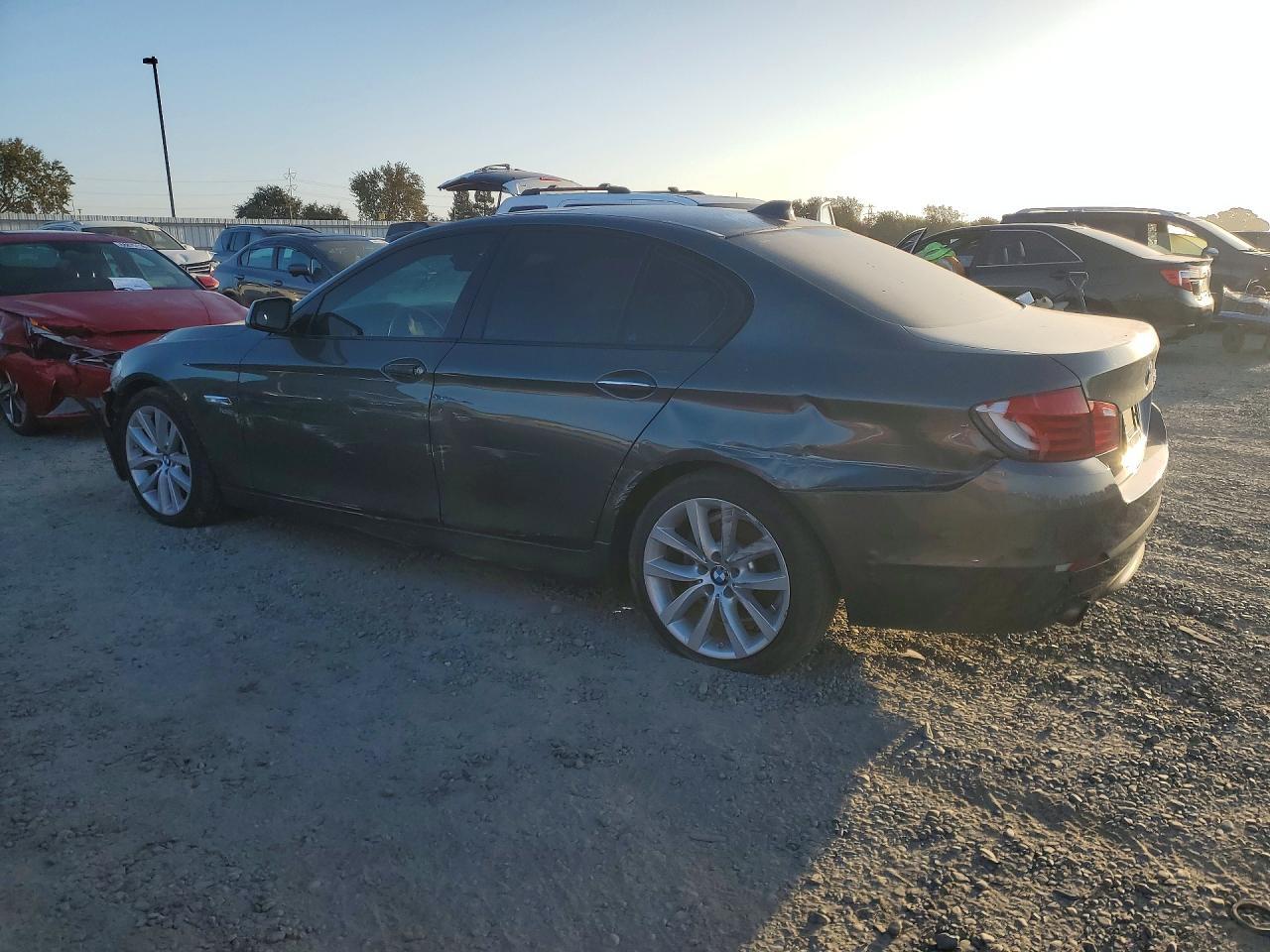 2011 BMW 535 Xi - Image 2