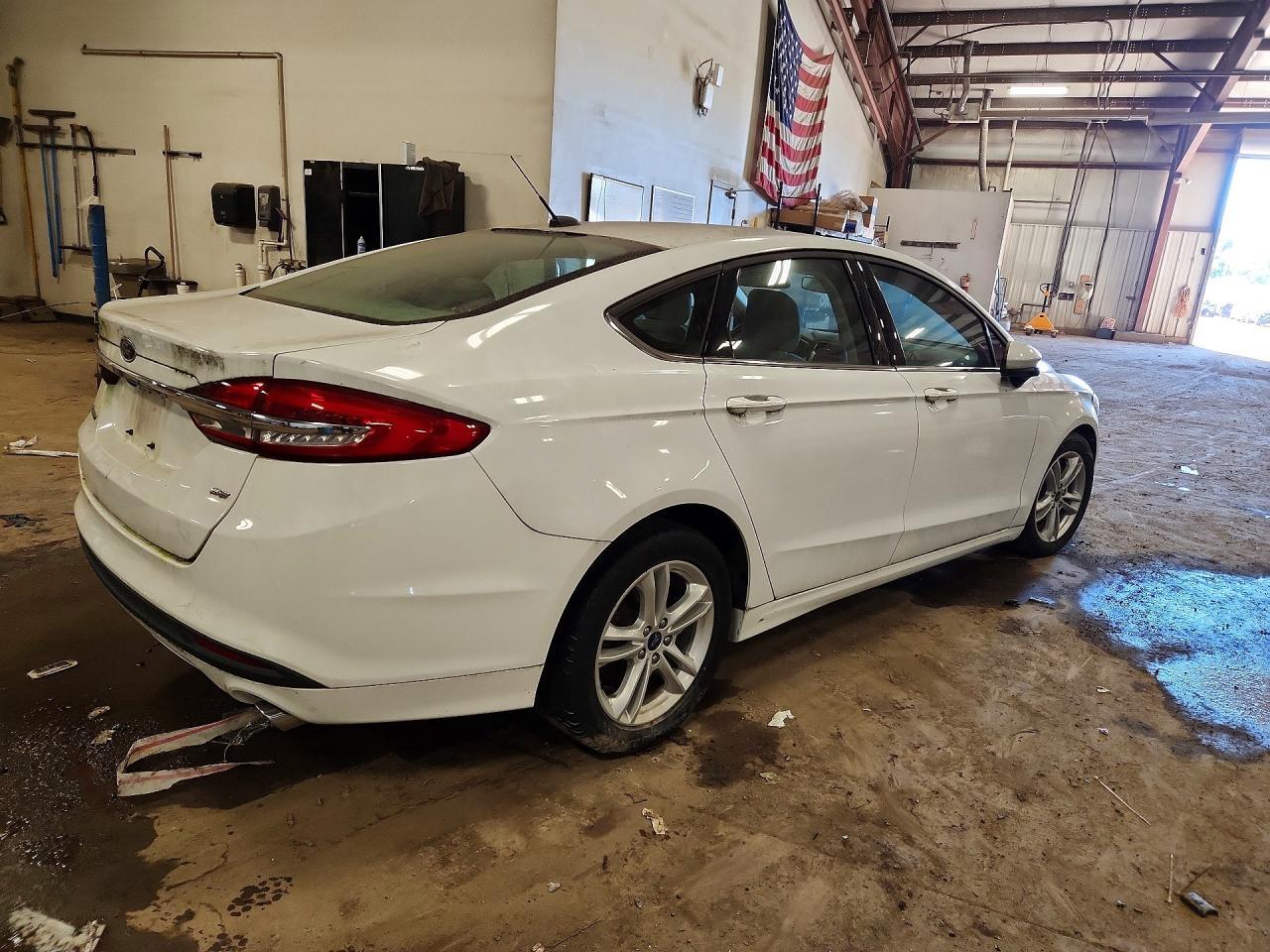 2018 Ford Fusion Se - Фото 3