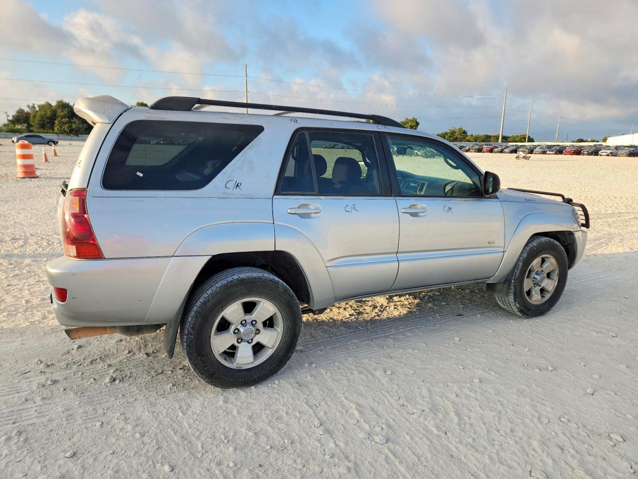 2005 Toyota 4Runner Sr5 - Фото 3