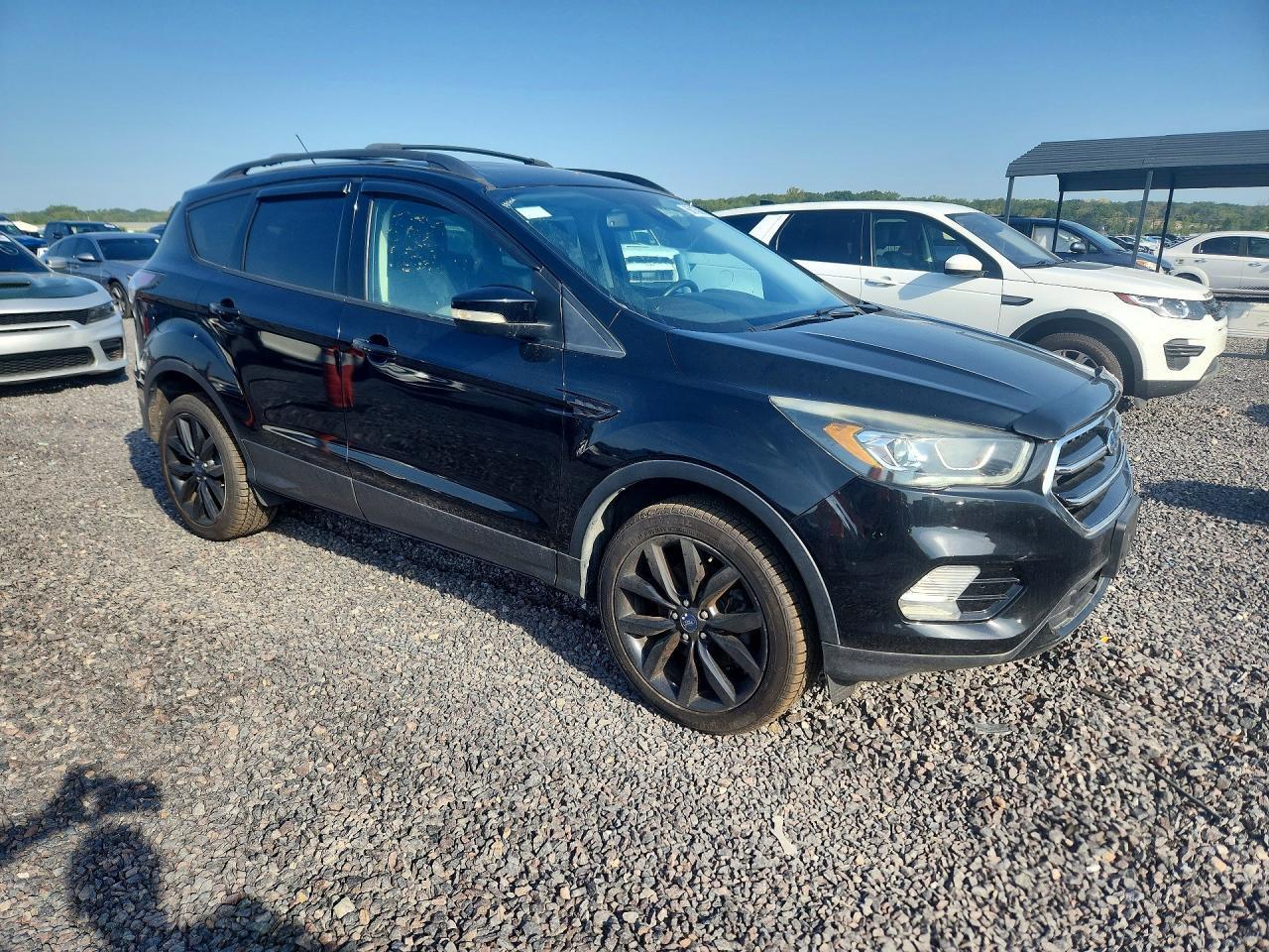 2017 Ford Escape Titanium - Image 4