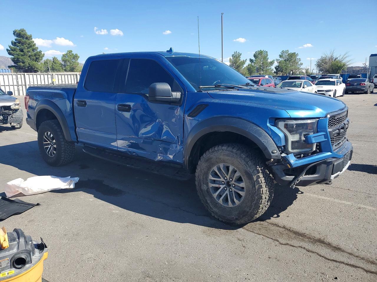 2020 Ford F150 Raptor - Фото 4
