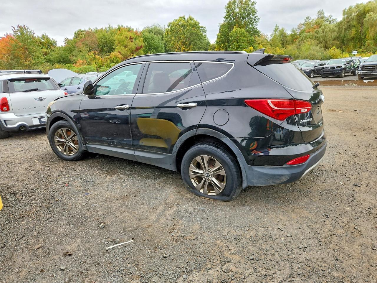 2013 Hyundai Santa Fe Sport 2.4L - Image 2