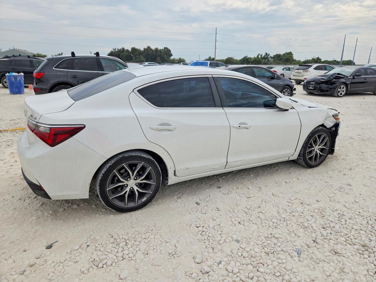 2020 Acura Ilx Premium - Фото 3