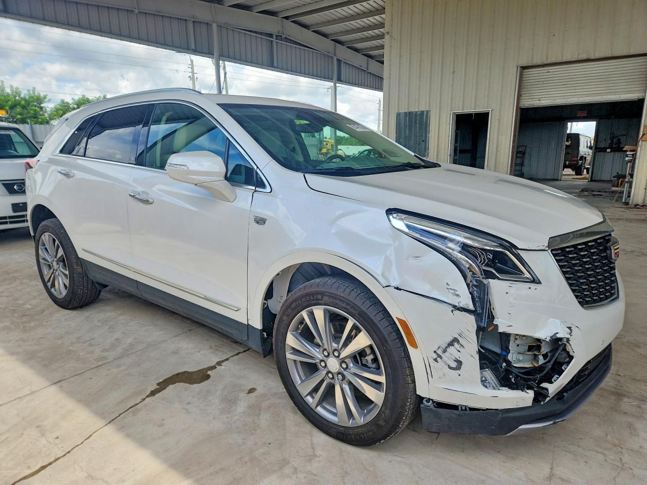 2024 Cadillac Xt5 Premium Luxury - Image 4