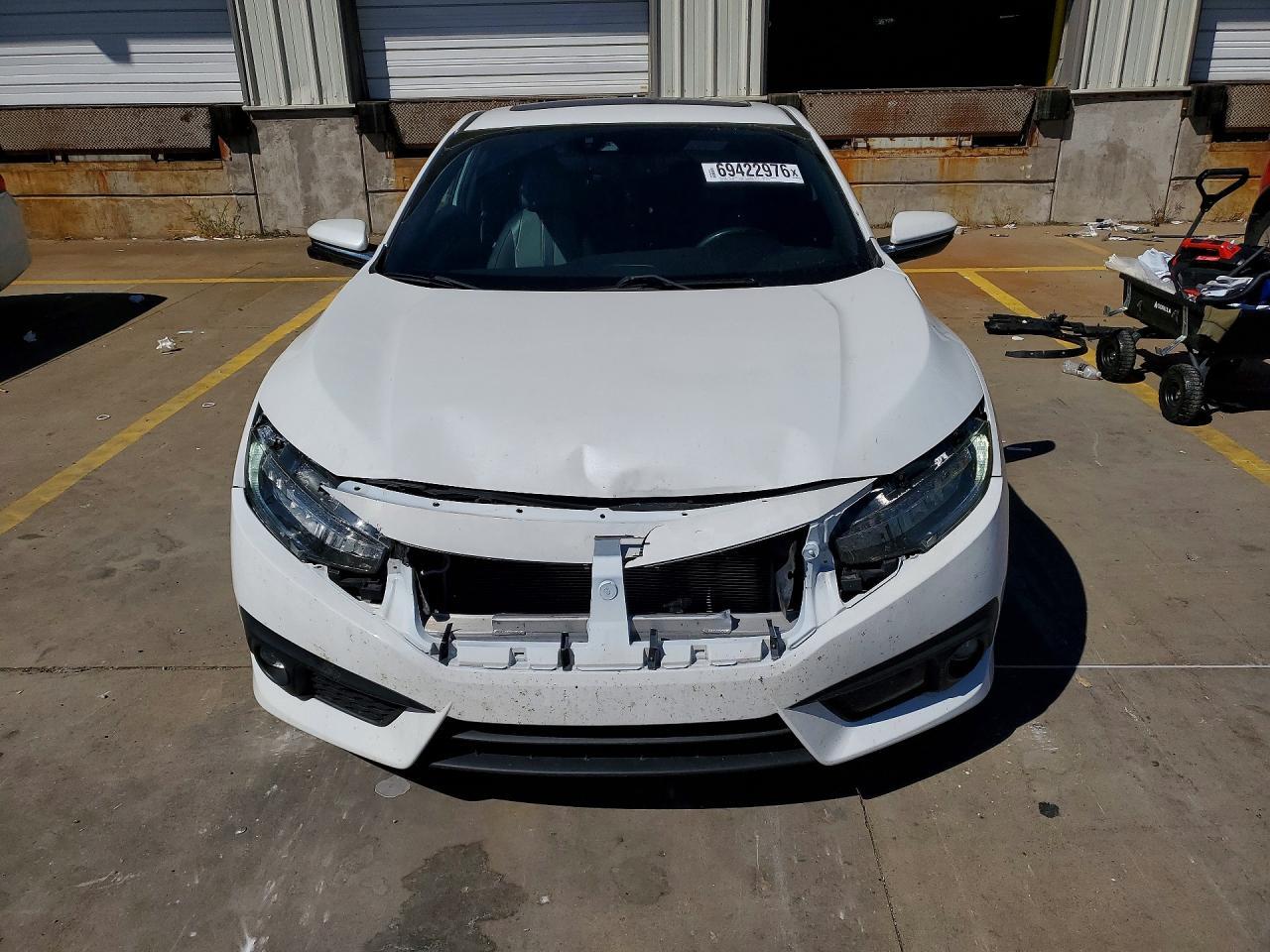 2016 Honda Civic Touring - Фото 5