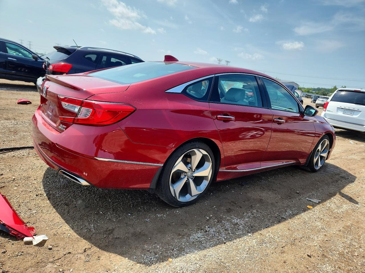 2018 Honda Accord Touring - Фото 3
