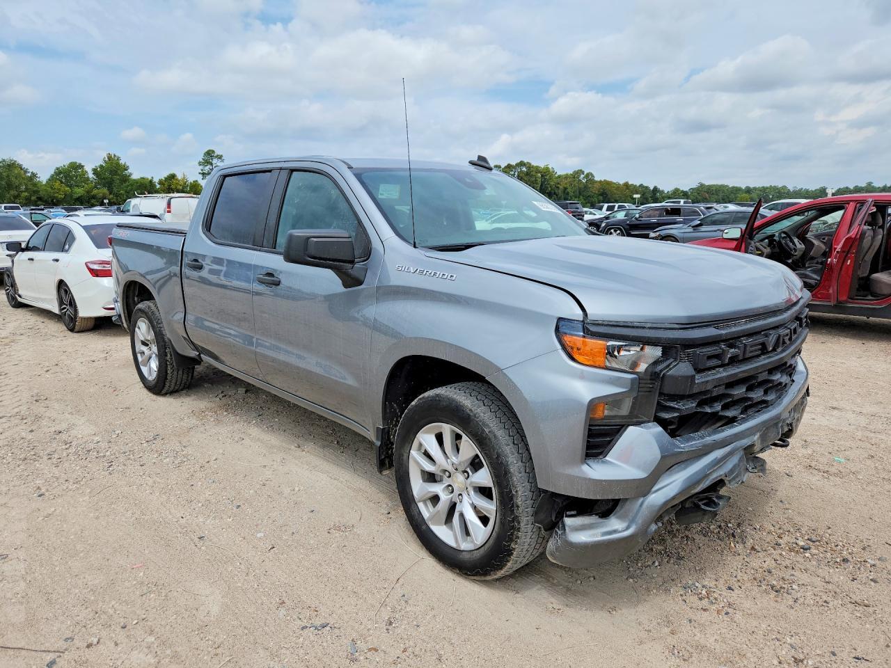 2023 Chevrolet Silverado K1500 Custom - Фото 4