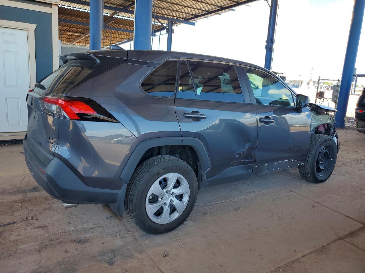 2025 Toyota Rav4 Le - Image 3