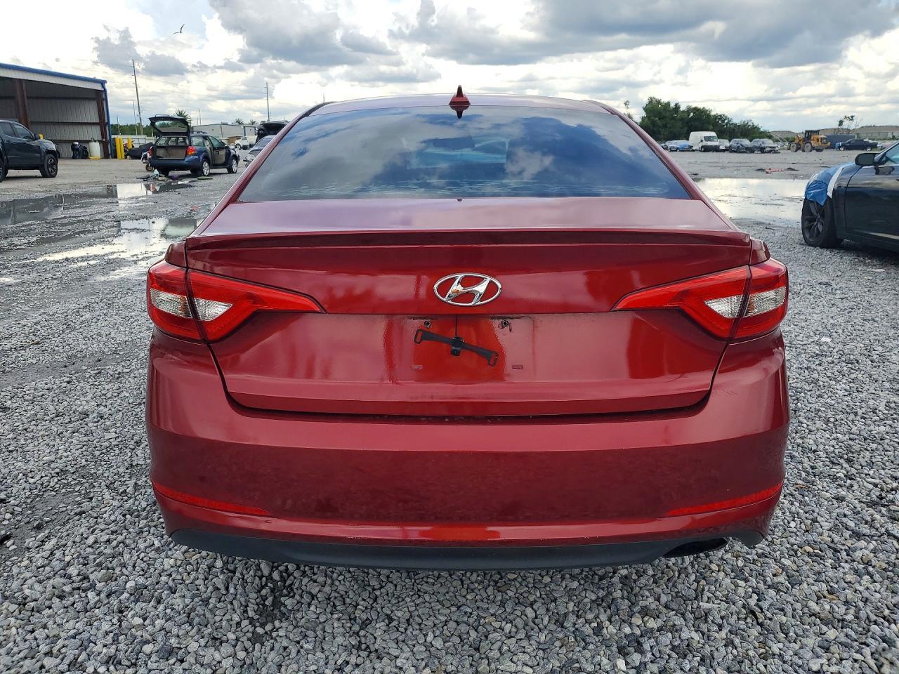 2015 Hyundai Sonata Se - Image 6