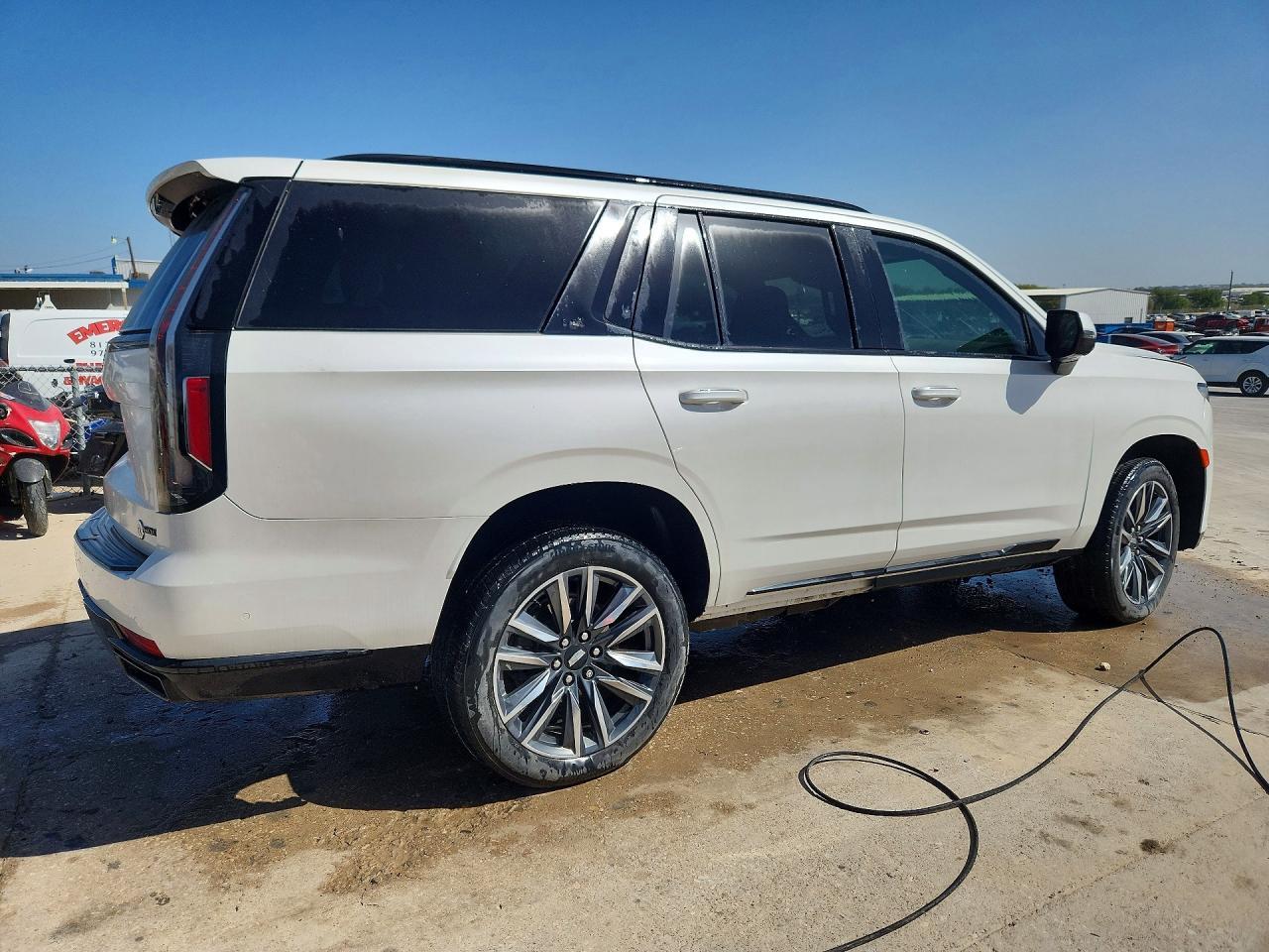2021 Cadillac Escalade - Фото 3