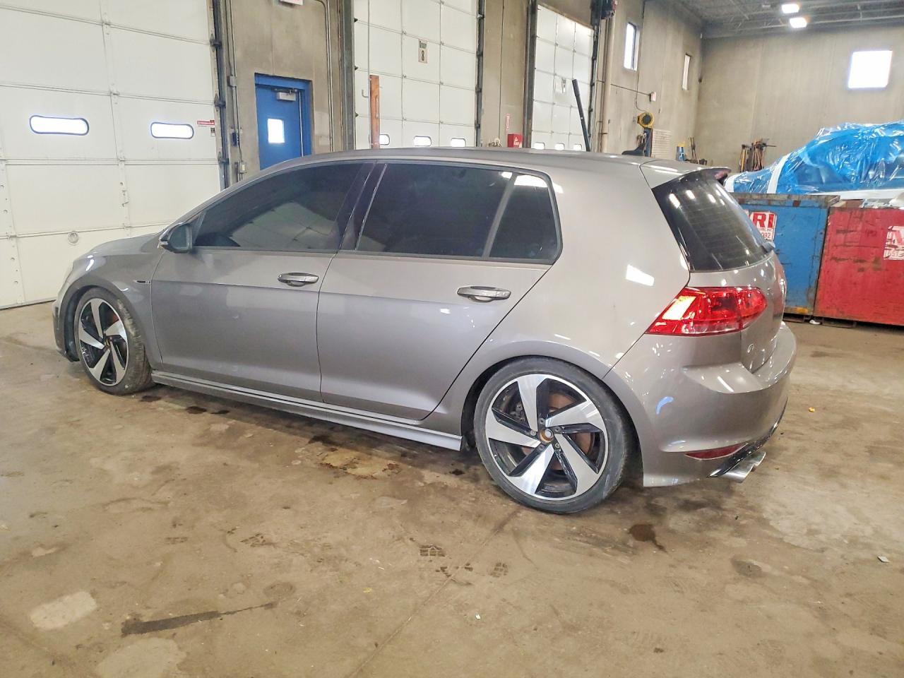 2016 Volkswagen Golf R - Фото 2