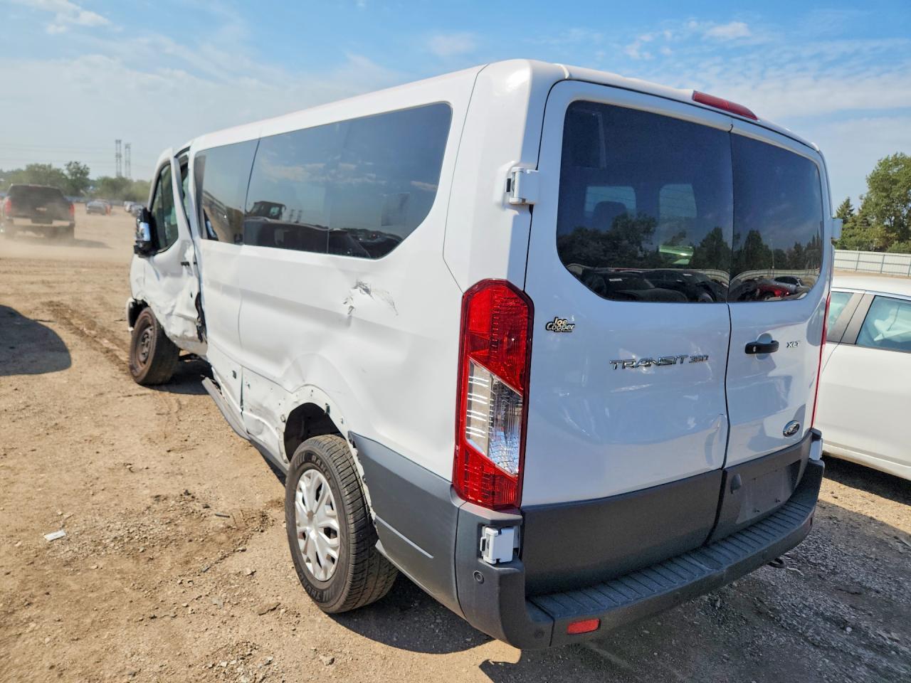 2022 Ford Transit T-350 - Фото 2