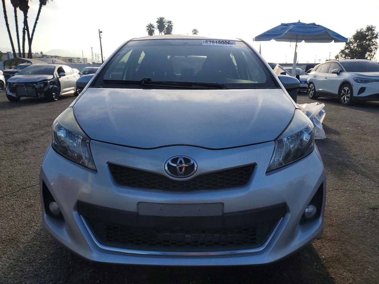 2012 Toyota Yaris - Image 5