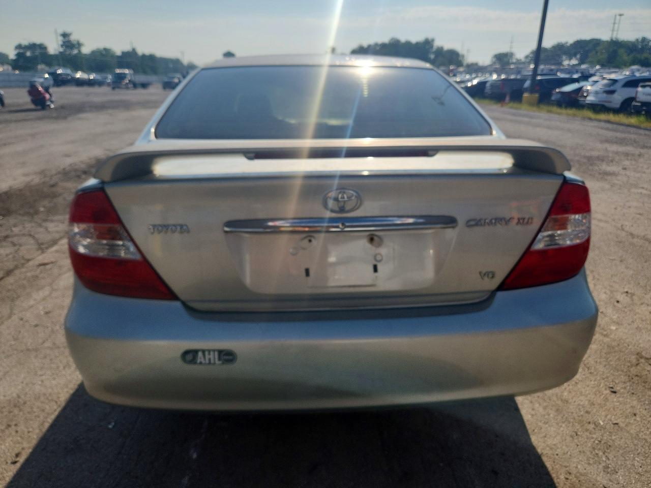 2004 Toyota Camry Xle - Image 6