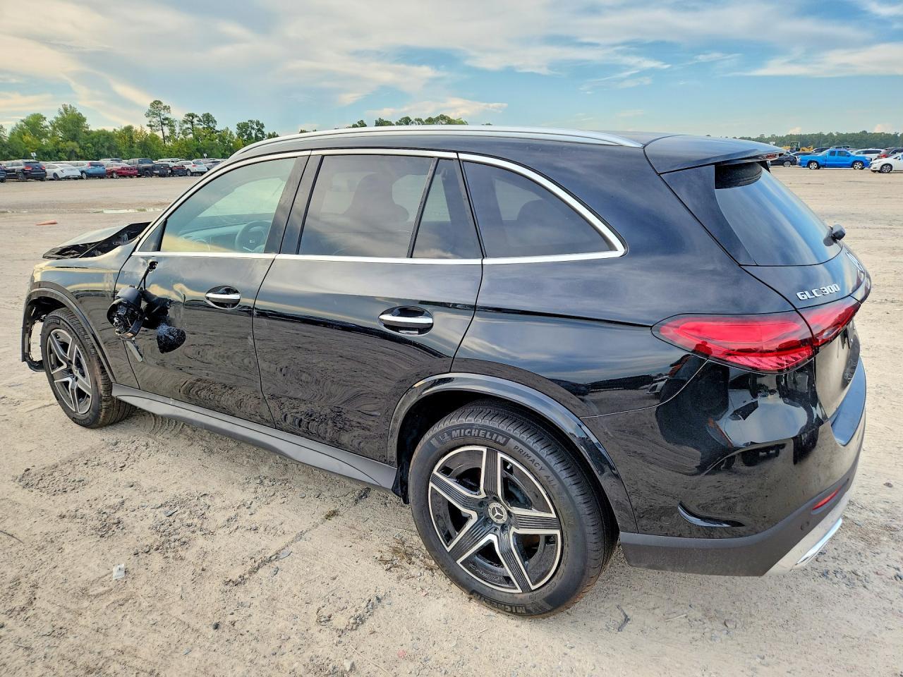 2026 Mercedes-Benz Glc 300 - Фото 2