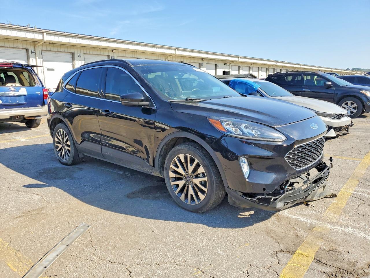 2020 Ford Escape Titanium - Фото 4