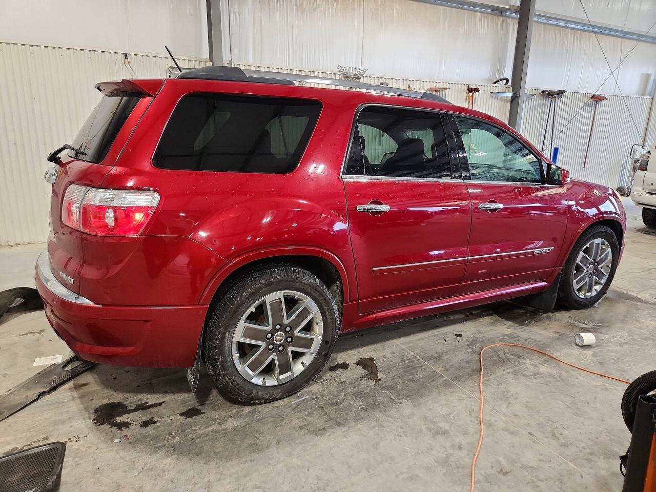 2012 GMC Acadia Denali - Image 3