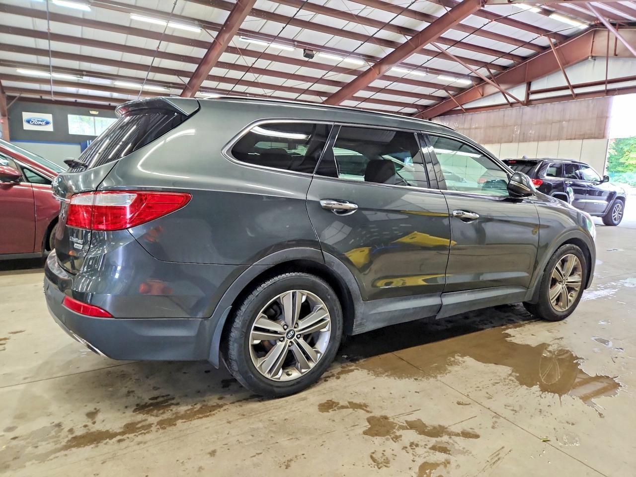 2013 Hyundai Santa Fe Limited - Image 3