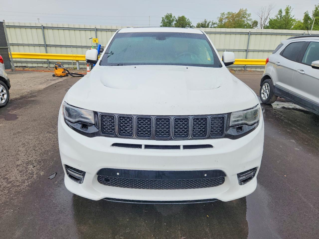 2014 Jeep Grand Cherokee Srt-8 - Image 5