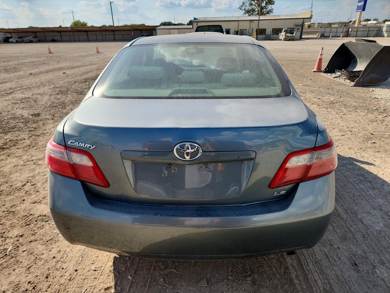 2009 Toyota Camry Le - Фото 6