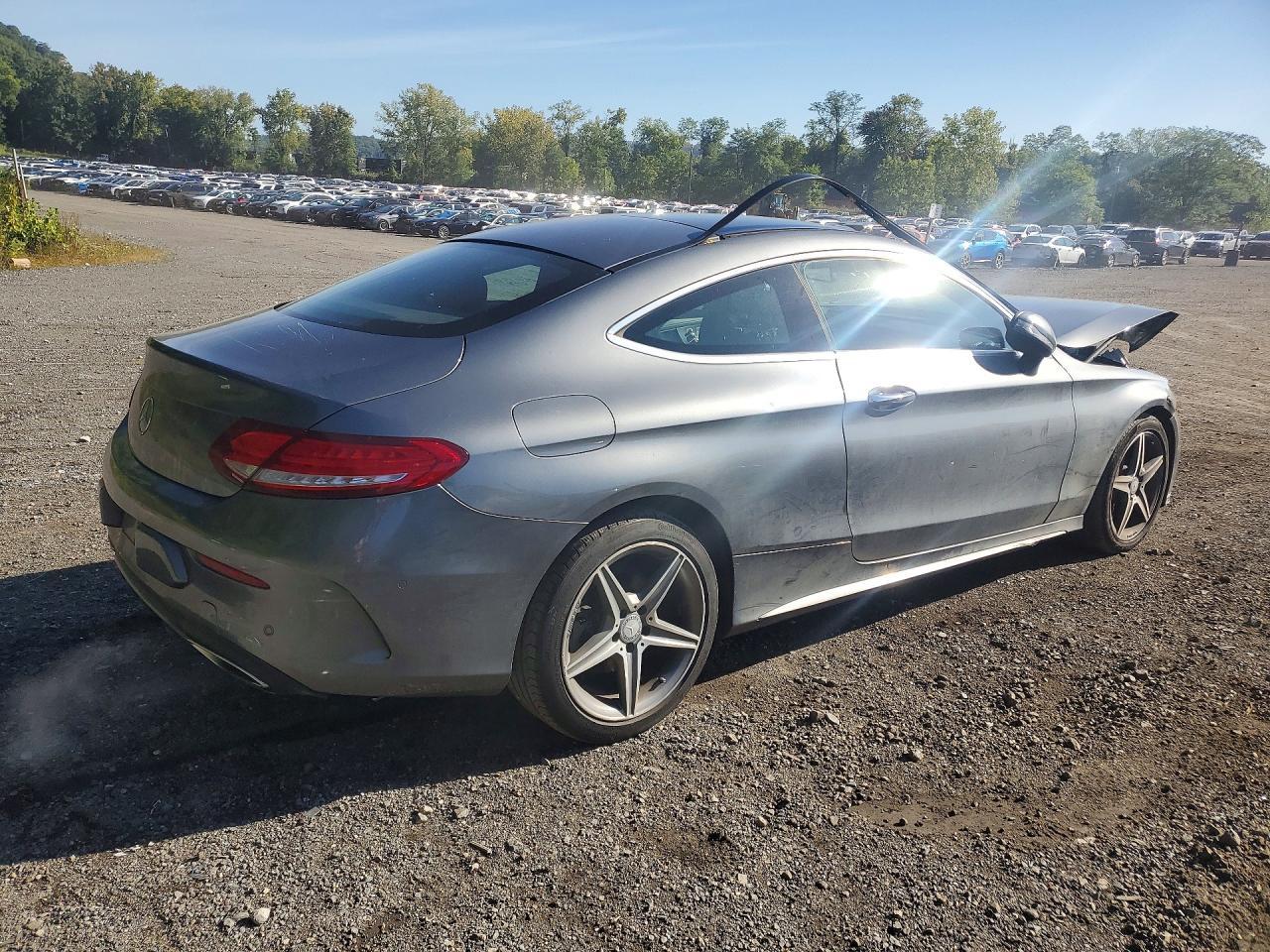 2017 Mercedes-Benz C 300 4Matic - Image 3
