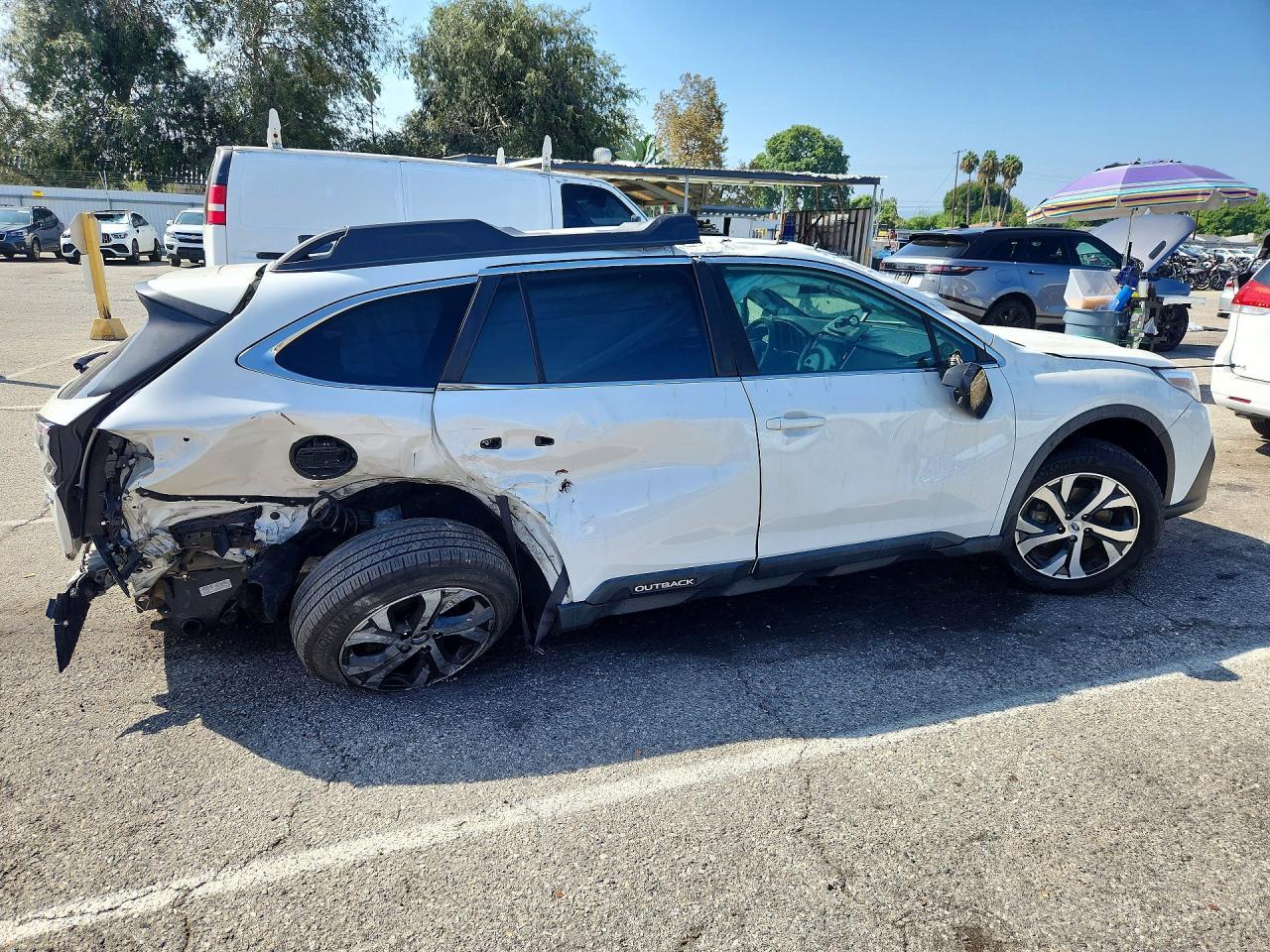 2022 Subaru Outback Limited - Image 3