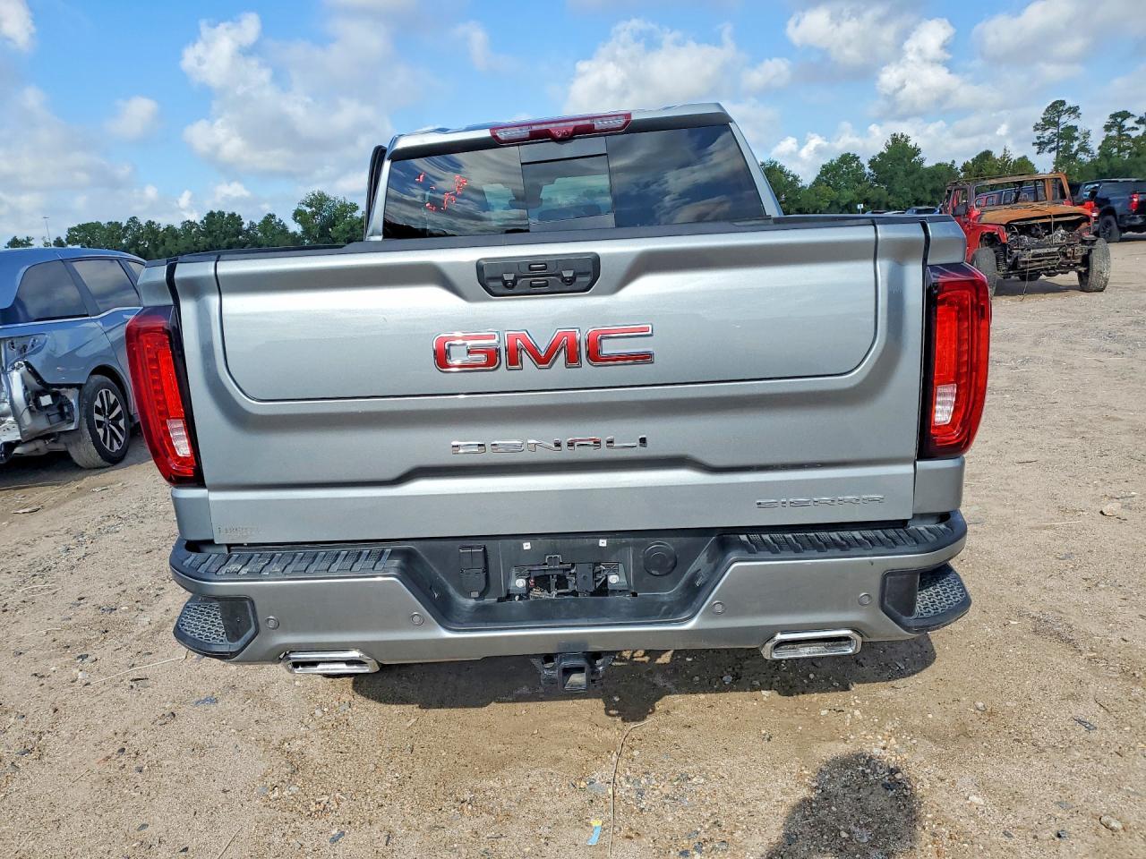 2026 GMC Sierra K1500 Denali - Image 6