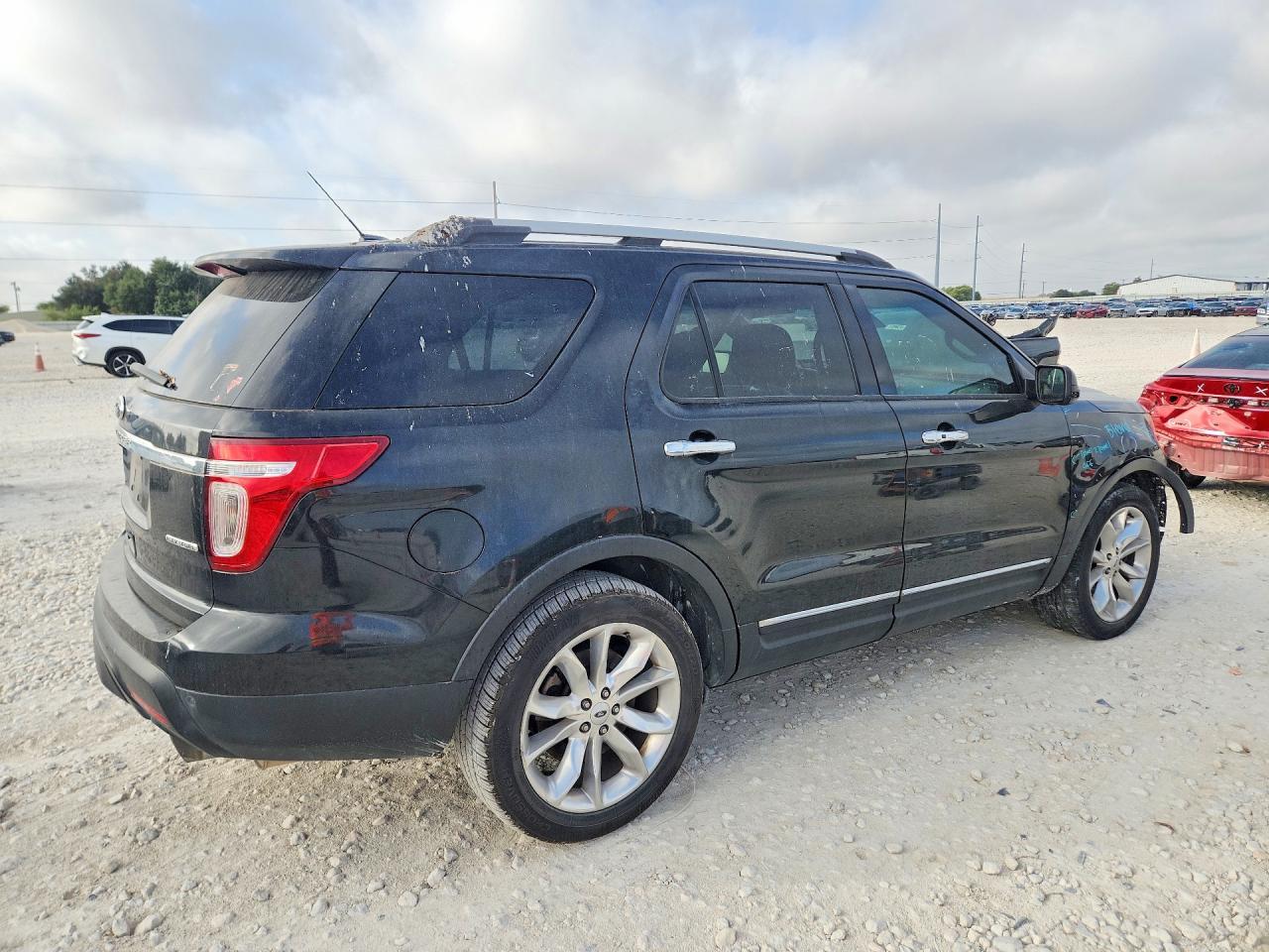2013 Ford Explorer Limited - Image 3