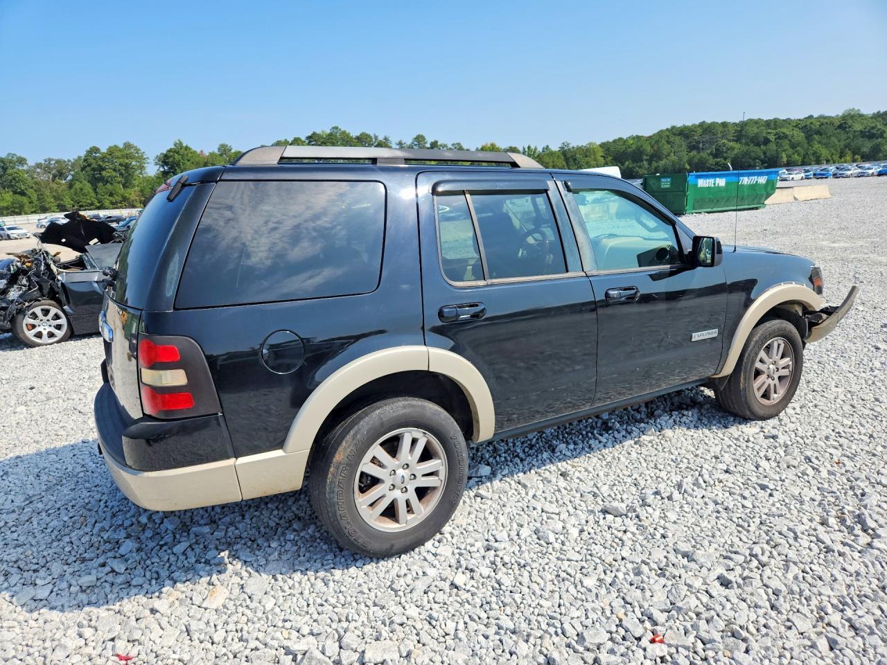 2008 Ford Explorer Eddie Bauer - Image 3