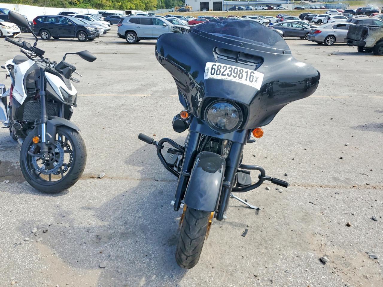 2022 Harley-Davidson Flhxst - Image 2