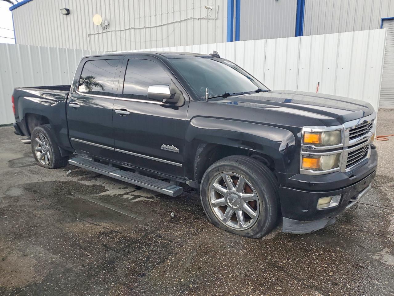 2015 Chevrolet Silverado C1500 High Country - Image 4
