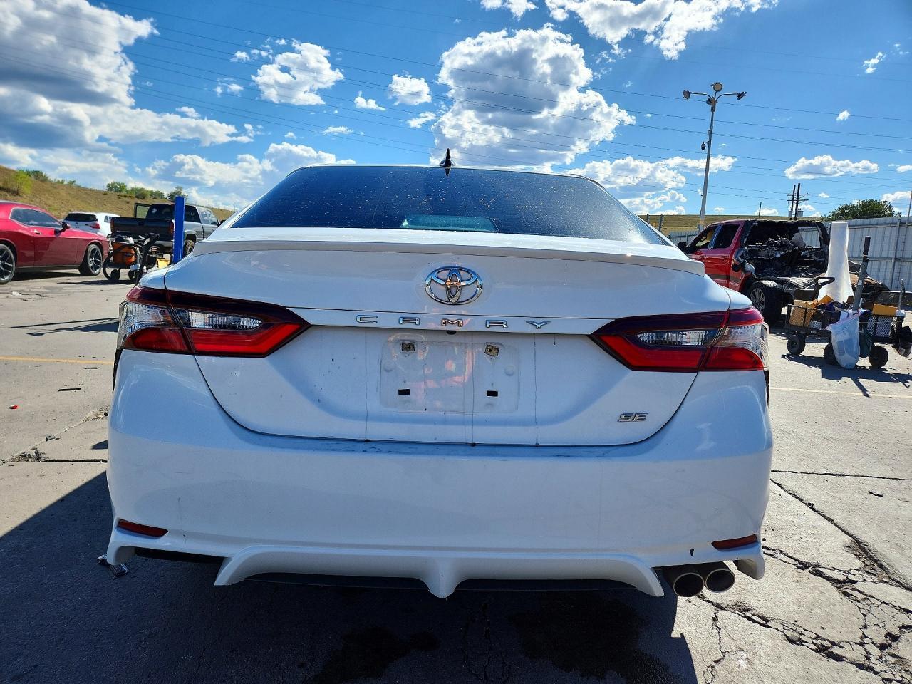 2021 Toyota Camry Se - Image 6