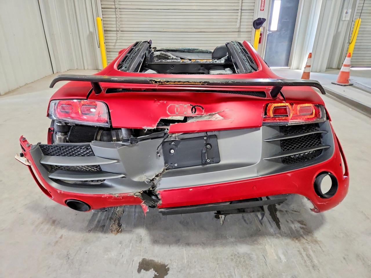 2012 Audi R8 5.2 Quattro - Image 6