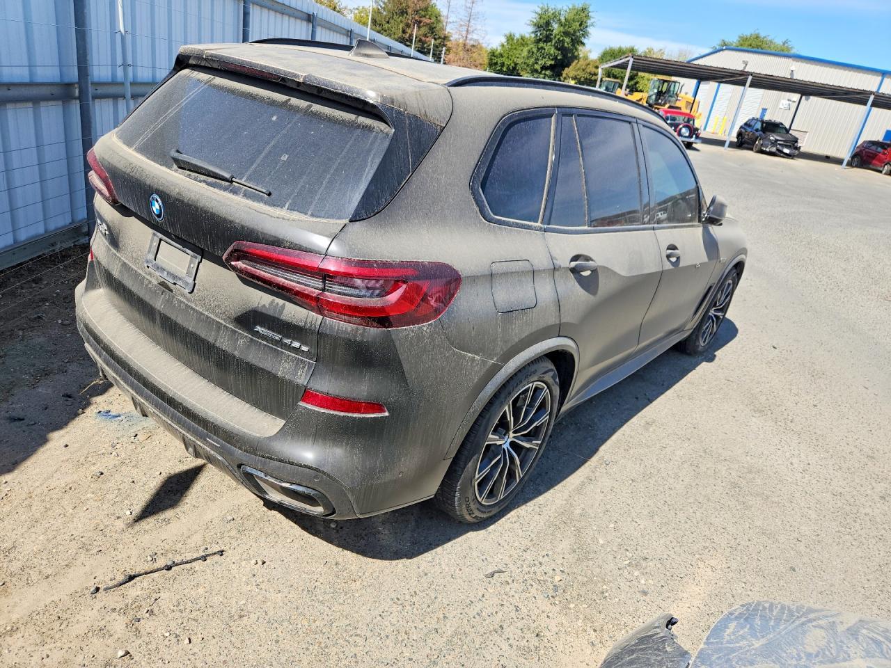 2023 BMW X5 xDrive45E - Фото 3