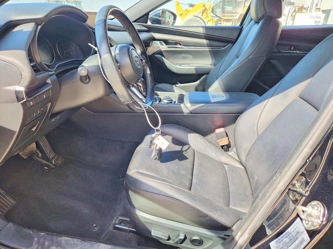 2020 Mazda 3 Preferred - Image 7
