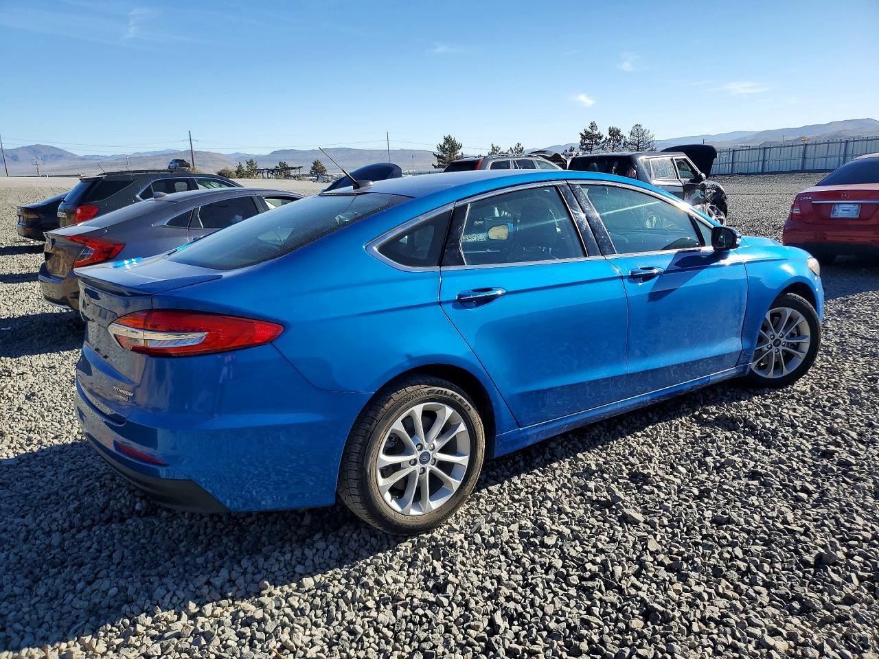 2020 Ford Fusion Titanium - Фото 3