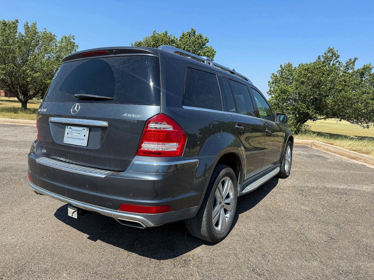 2010 Mercedes-Benz Gl 450 4Matic - Image 4