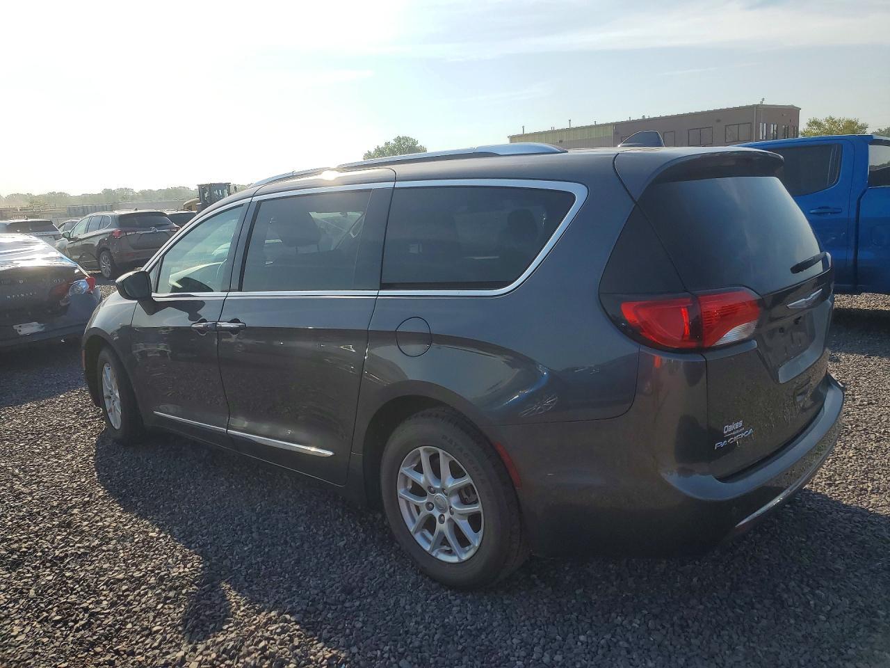 2020 Chrysler Pacifica Touring L - Фото 2