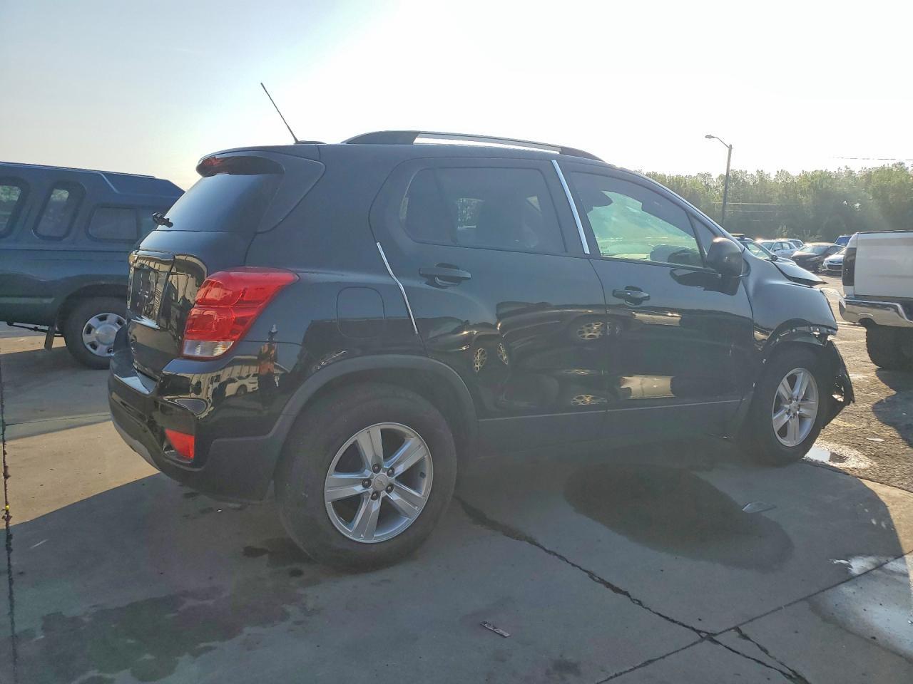2021 Chevrolet Trax 1Lt - Фото 3