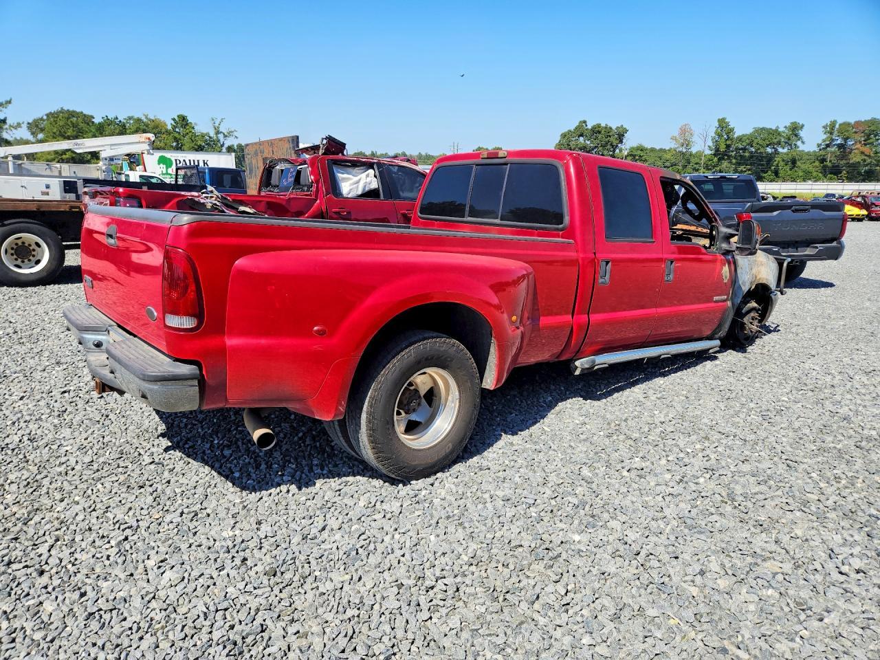 2004 Ford F350 Super Duty - Image 3