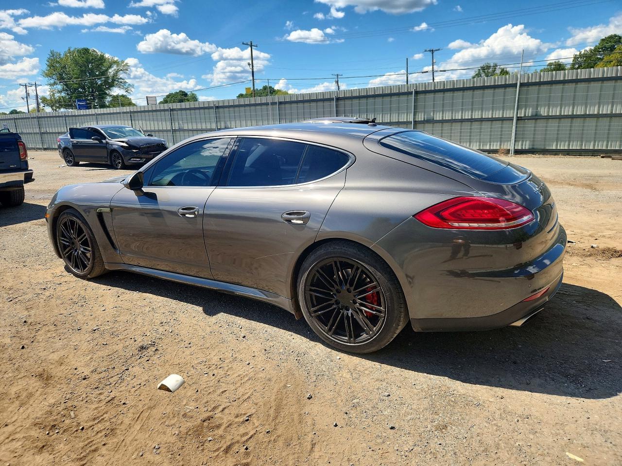 2015 Porsche Panamera 2 - Image 2