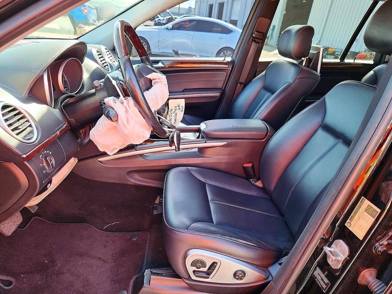 2010 Mercedes-Benz Gl 450 4Matic - Image 7