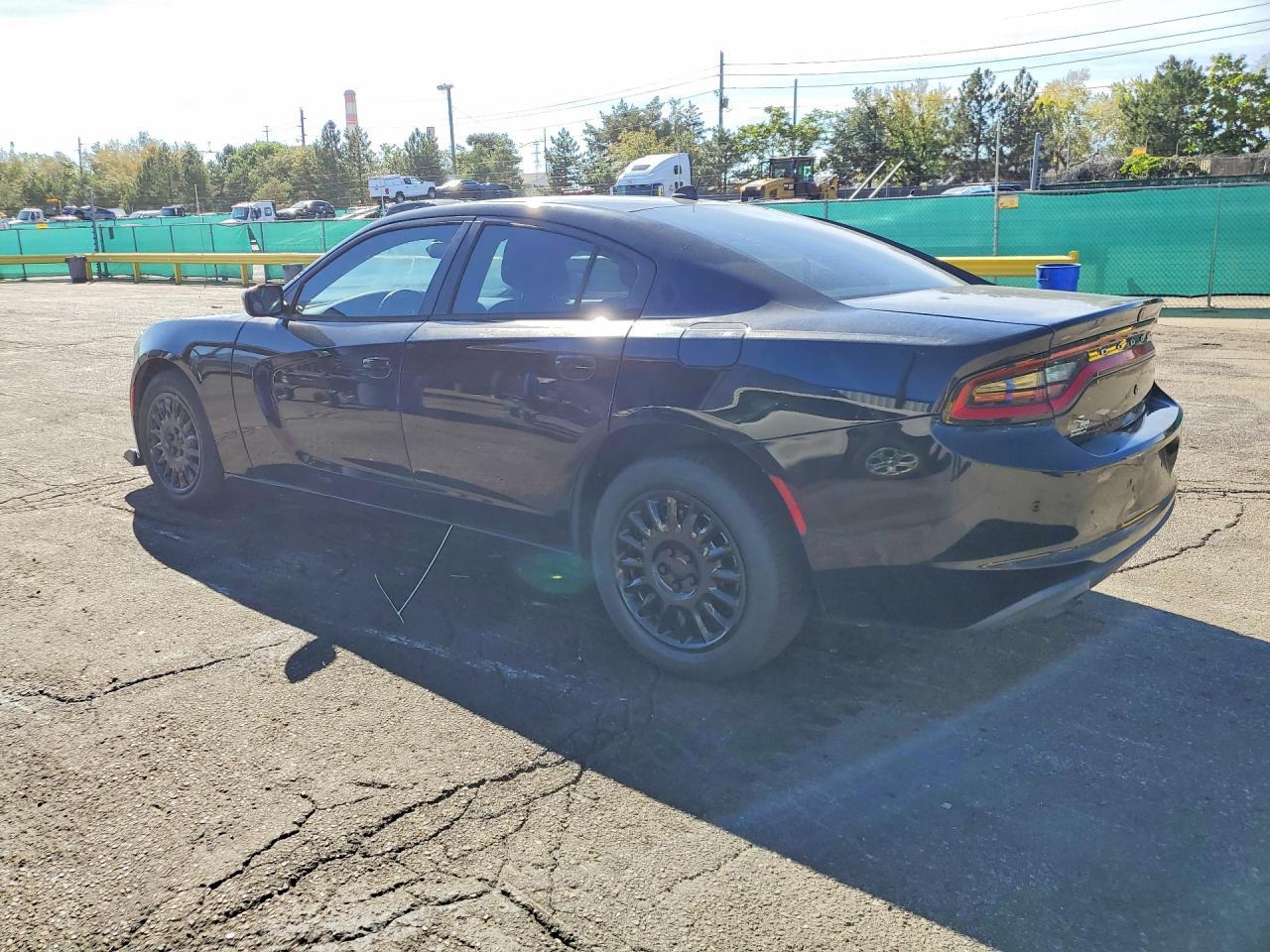 2015 Dodge Charger Police - Фото 2