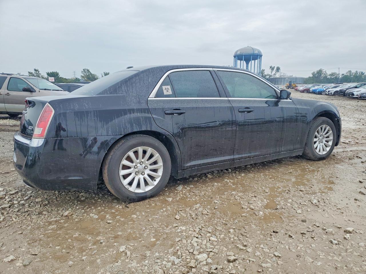 2014 Chrysler 300 - Image 3