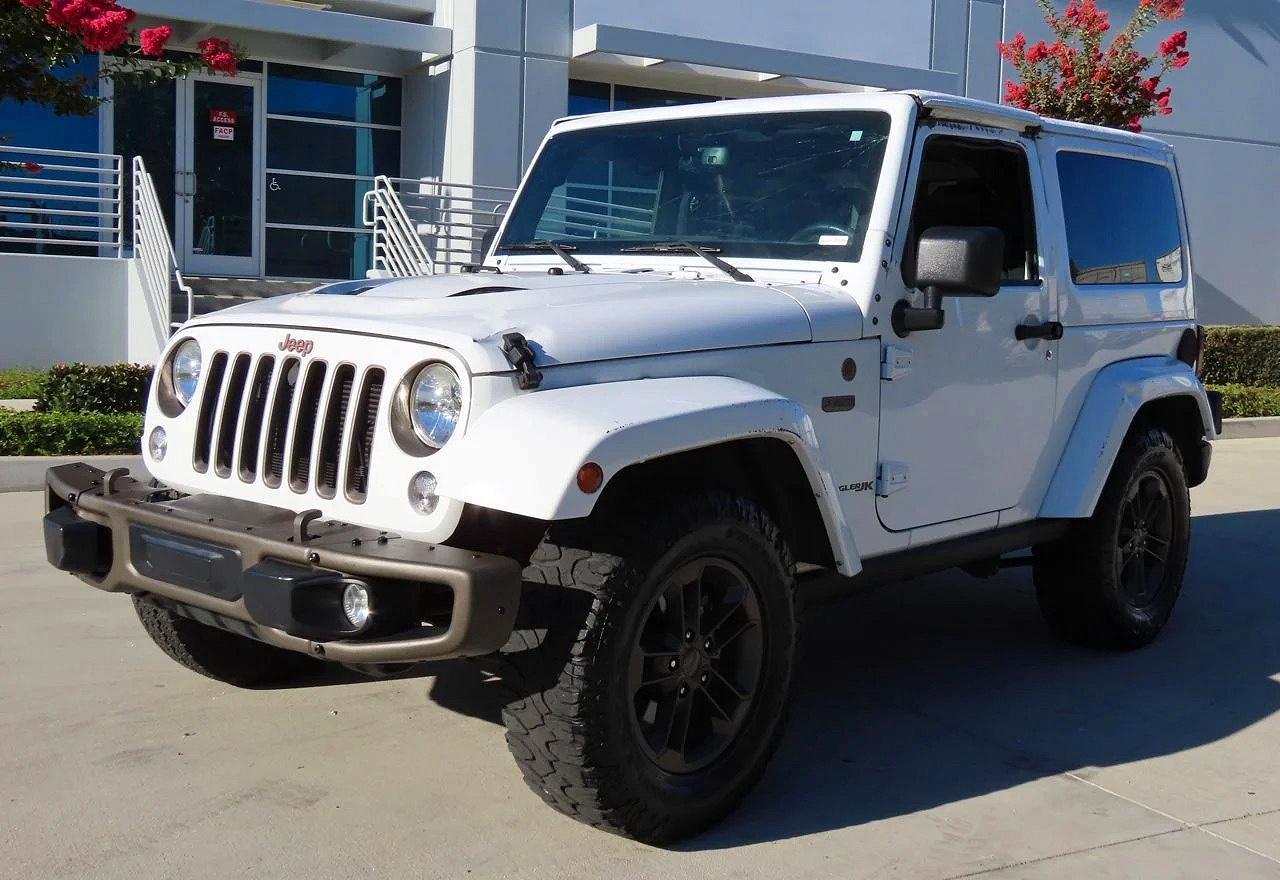 2016 Jeep Wrangler Sahara - Фото 2