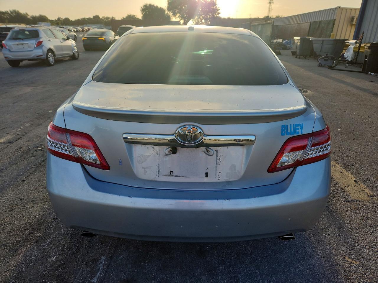 2011 Toyota Camry Xle V6 - Image 6