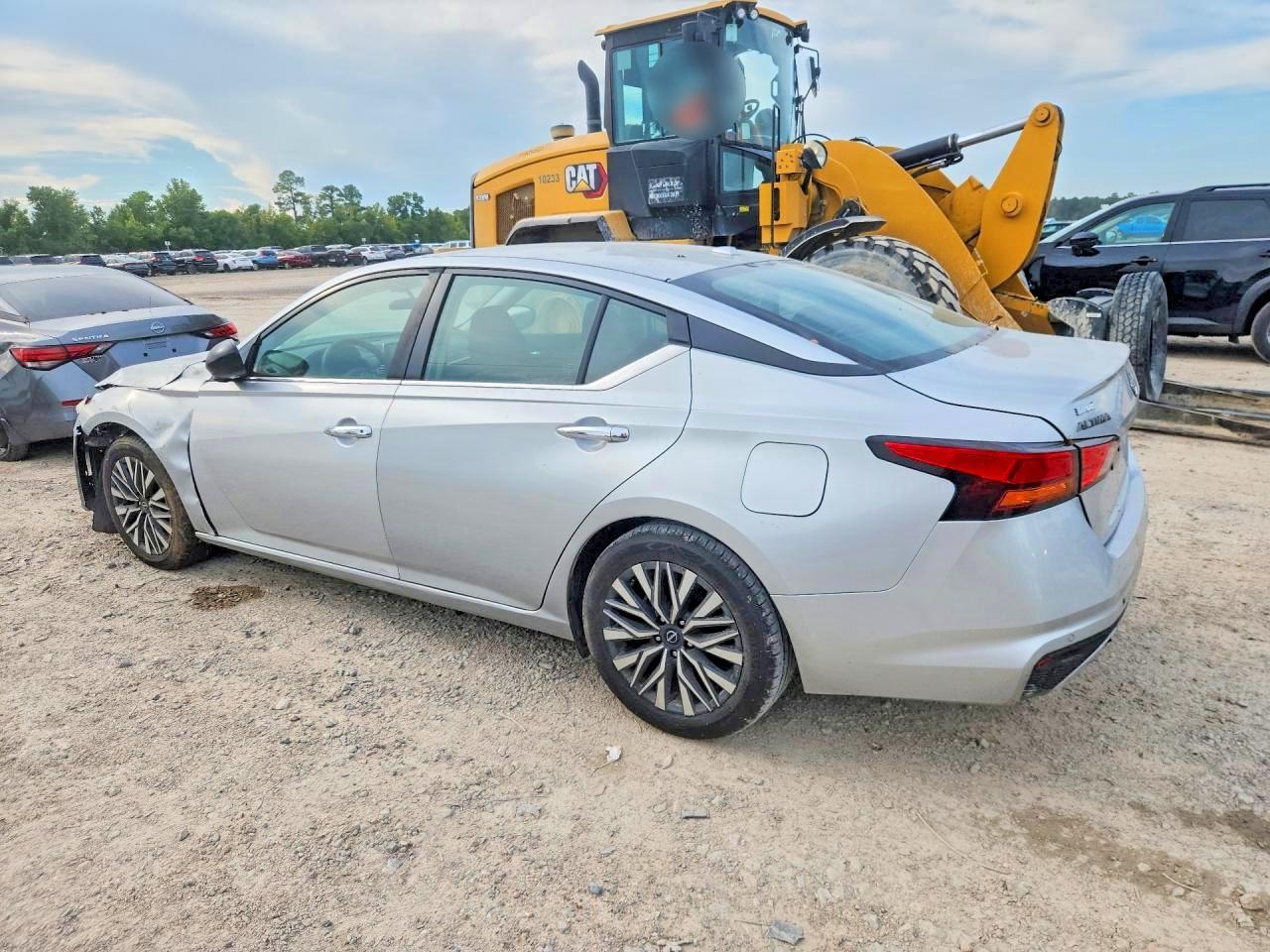 2024 Nissan Altima Sv - Фото 2